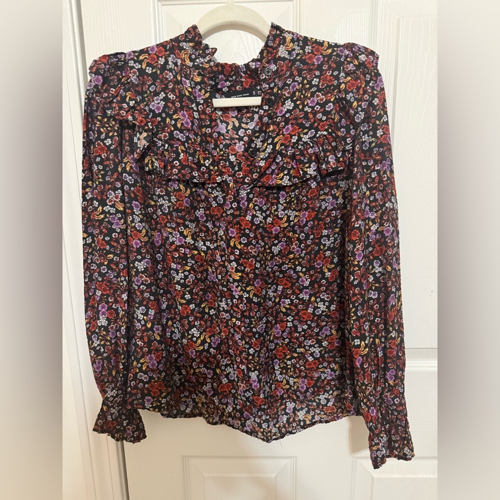 WHO WHAT WEAR Floral Ruffle Blouse Size Small